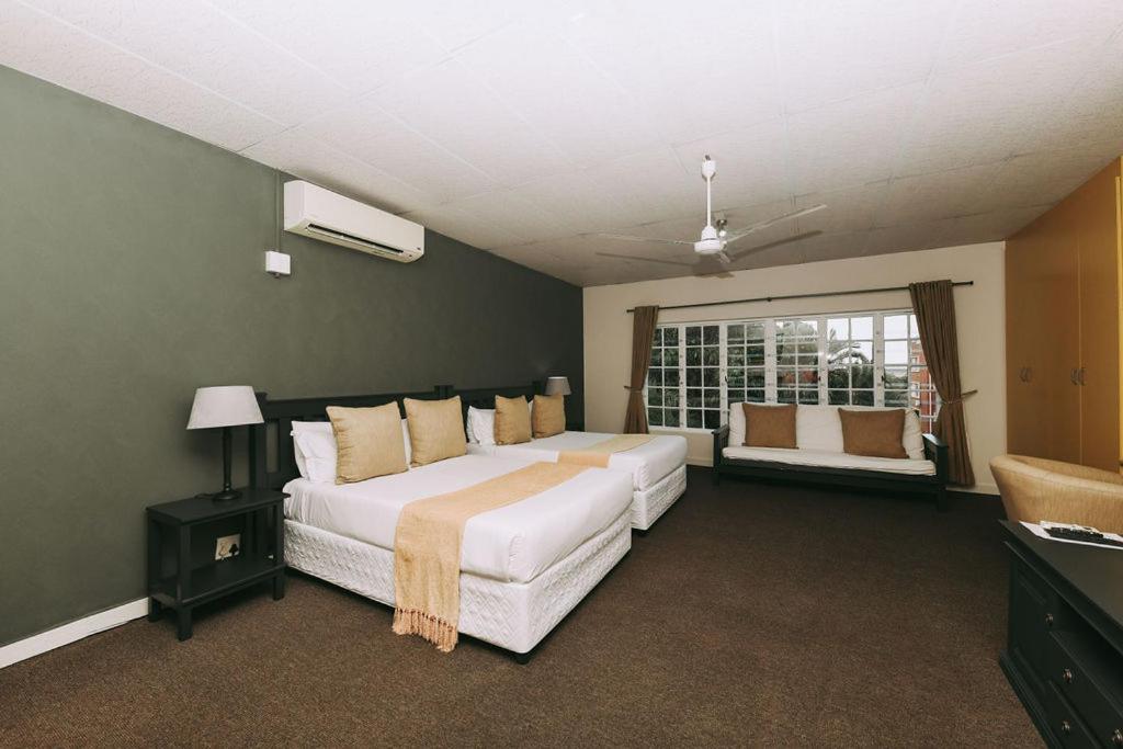 Madeline Grove Bed & Breakfast Durban Exterior photo